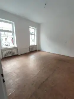 Kędzierzyn-koźle ,  Piastowska   8