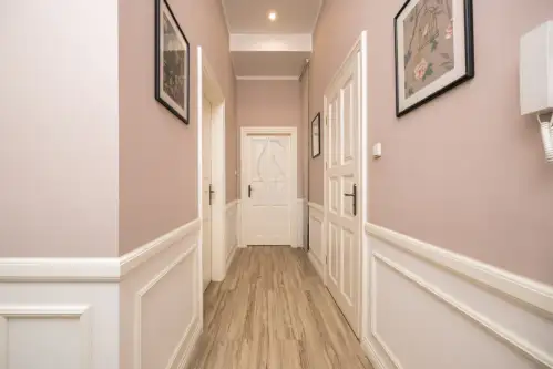 Poznań ,  Józefa Chełmońskiego   10