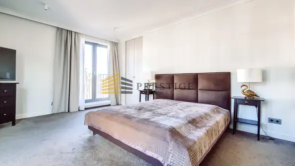 Warszawa ,  Czerniowiecka   8