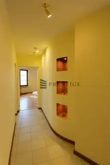 Warszawa ,  Łucka   6