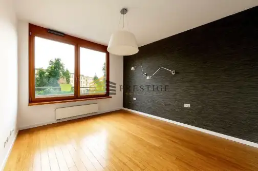 Warszawa ,  Al. Wilanowska   11