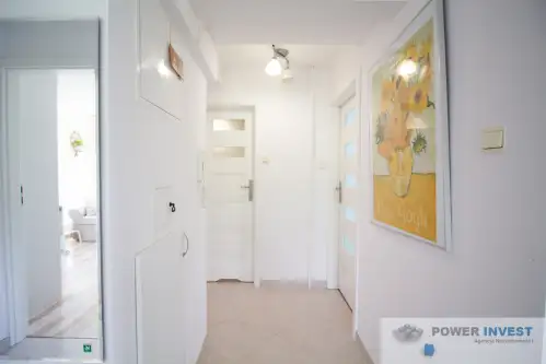 Kraków ,  Aleja Pokoju   10