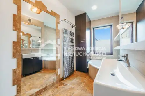 Gdynia ,  Jana Kilińskiego   10