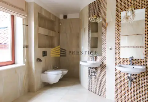 Warszawa ,  Bruzdowa   10