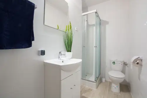 Szczecin ,  Niemierzyńska   5