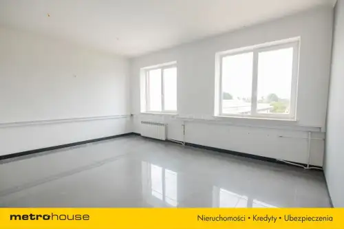 Siennica ,  Generała Władysława Sikorskiego   9