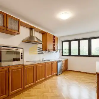 Warszawa ,  Grzybowska   7