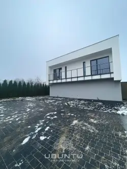 Ksawerów ,  Targowa   12