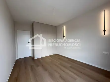 Gdynia ,  Władysława Wagnera   10