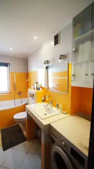 Opole ,  1 Maja   12