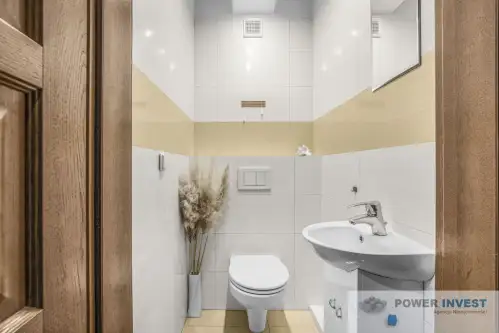 Wrocław ,  Strońska   13