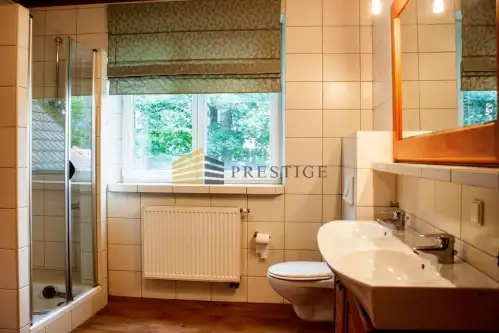 Konstancin-jeziorna ,  Pańska   11