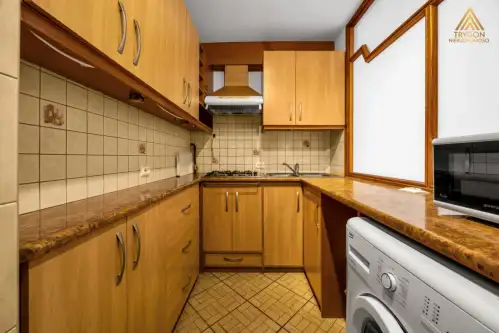 Warszawa ,  Czerniakowska   5