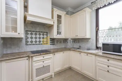 Warszawa ,  Oboźna   7