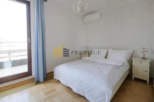 Warszawa ,  Oboźna   5