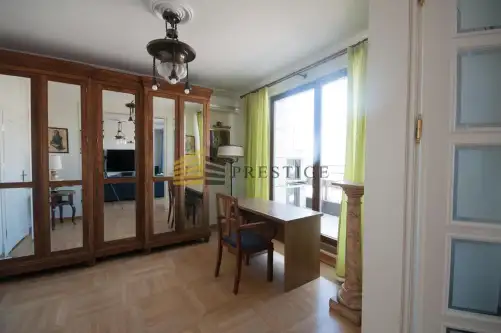 Warszawa ,  Oboźna   8