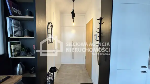 Gdynia ,  Jerzego Waszyngtona   12