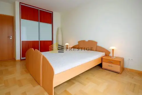 Warszawa ,  Chorągwi Pancernej   2