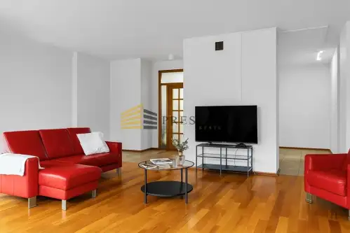 Bielawa ,  Warszawska   3