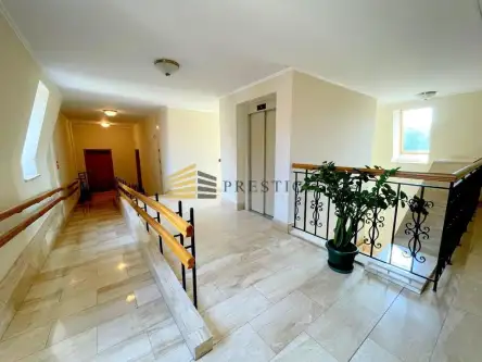 Warszawa ,  Podchorążych   15