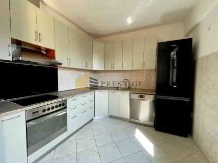 Warszawa ,  Podchorążych   9