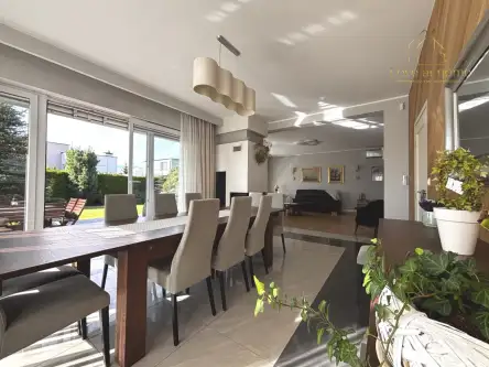 Rumia ,  Wąska   10