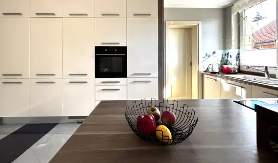 Rumia ,  Wąska   12