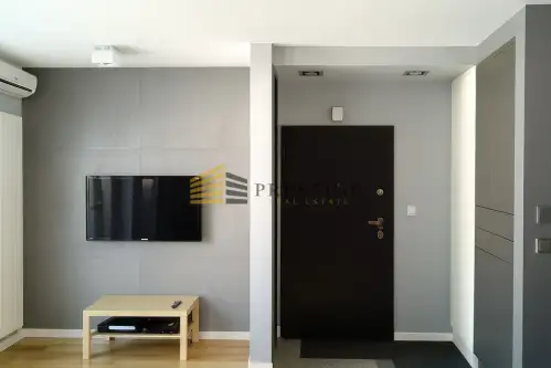 Warszawa ,  Stawki   4