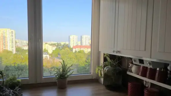 Warszawa ,  Josepha Conrada   2