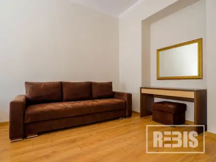 Kraków ,  Karmelicka   3