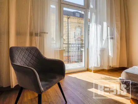 Kraków ,  Karmelicka   4