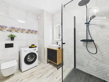 Olsztyn ,  al. Aleja Marszałka Józefa Piłsudskiego   12