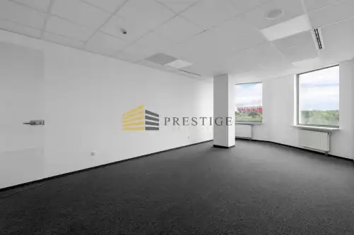 Warszawa ,  Wioślarska   3