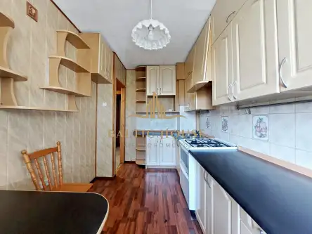 Gdynia ,  adm. J.Unruga   10