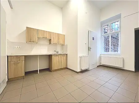 Opole ,  Ozimska   4