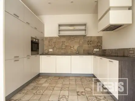 Kraków ,  Józefa Sarego   5