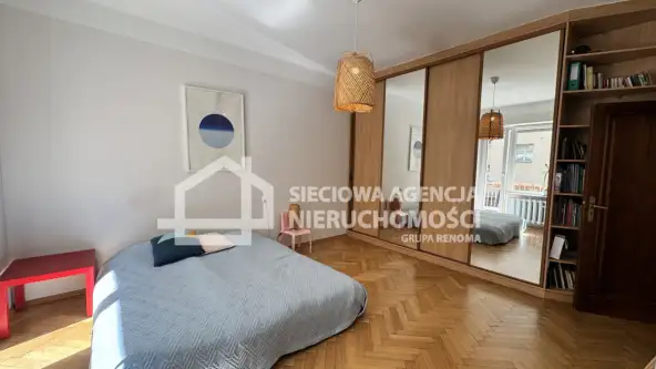 Gdynia ,  Partyzantów   3