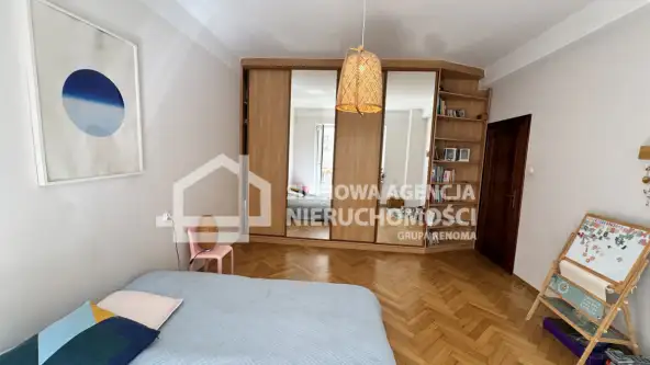 Gdynia ,  Partyzantów   5