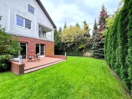 Bielawa ,  Warszawska   8