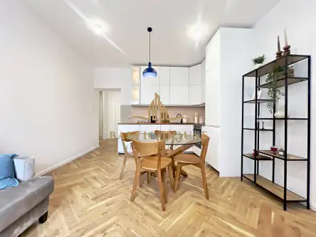 Gdynia ,  Żwirki i Wigury   9