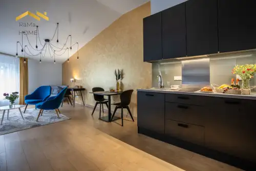 Kraków ,  Halicka   12