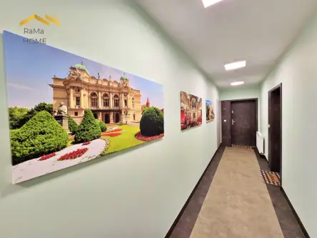 Kraków ,  Halicka   5