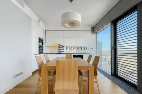 Warszawa ,  Twarda   5