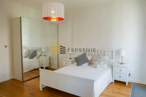 Warszawa ,  Leona Kruczkowskiego   6