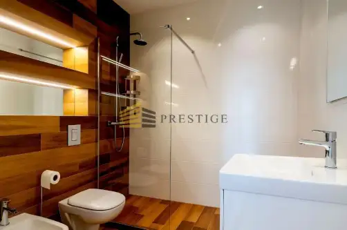 Warszawa ,  Leona Kruczkowskiego   7