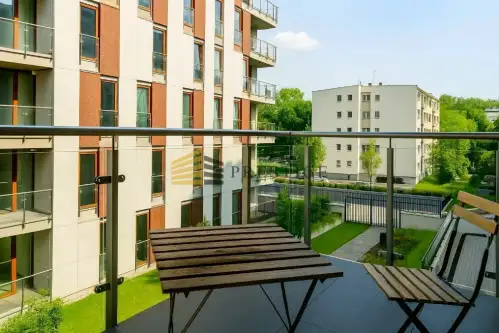 Warszawa ,  Leona Kruczkowskiego   8