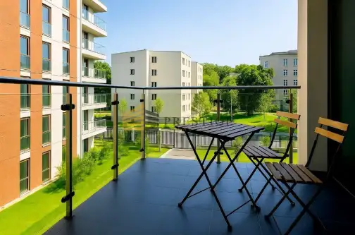 Warszawa ,  Leona Kruczkowskiego   9