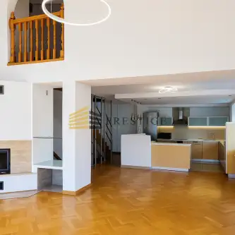 Warszawa ,  Algierska   2