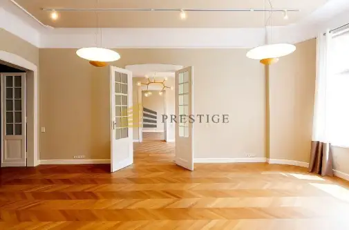 Warszawa ,  Henryka Sienkiewicza   3