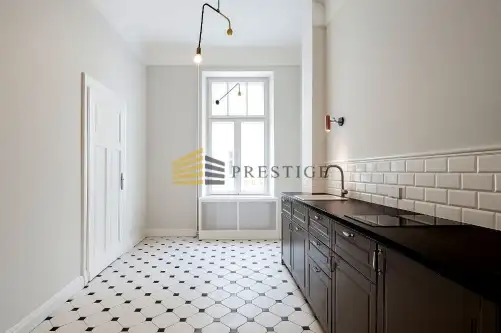 Warszawa ,  Henryka Sienkiewicza   8